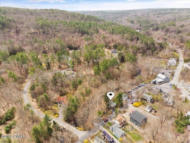 Building Photo - 144 Sawkill Ave