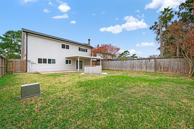 Building Photo - 10706 Lazy Meadows Dr