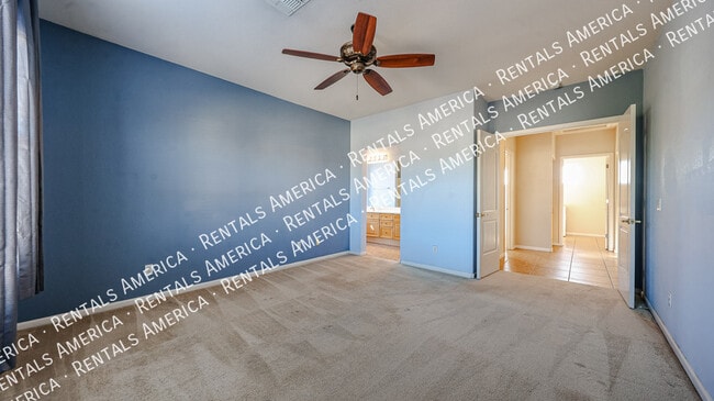 Building Photo - 13601 W Cypress St