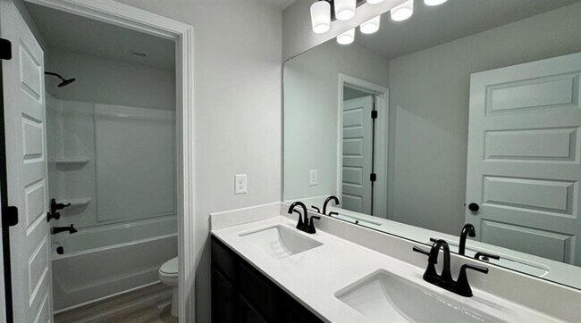 Building Photo - 3762 Dover Run Ln