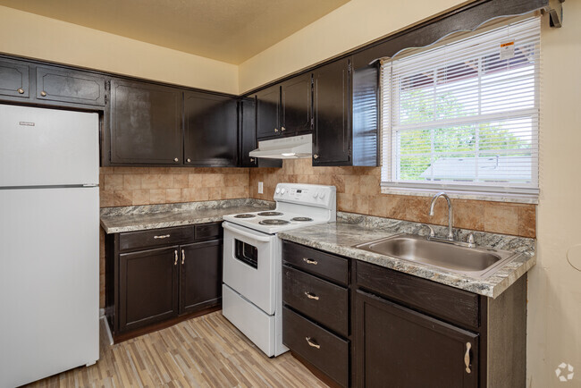 2BR Del, 1BA - 884SF - Kitchen - Village Park Apartments