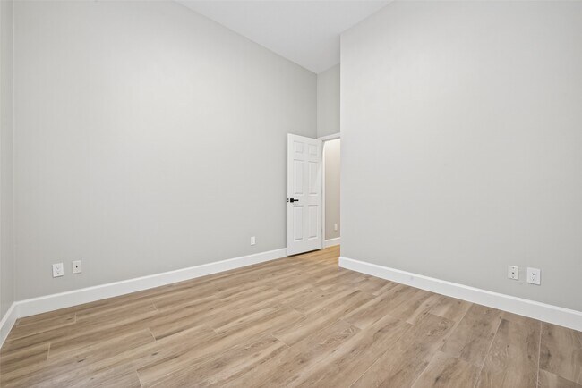 Building Photo - 3117 Cedar Knolls Dr