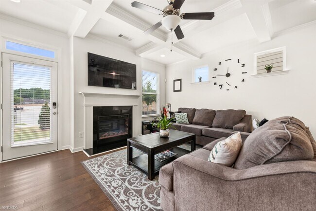 Building Photo - 3 br, 2.5 bath House - 839 Regal Lane