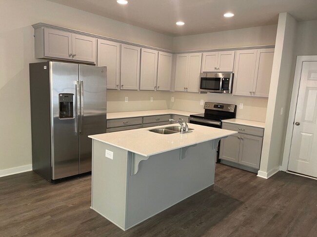 Building Photo - Home for Rent in Pinson, AL!! Available NOW!