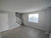 Building Photo - 33 Fonda Dr