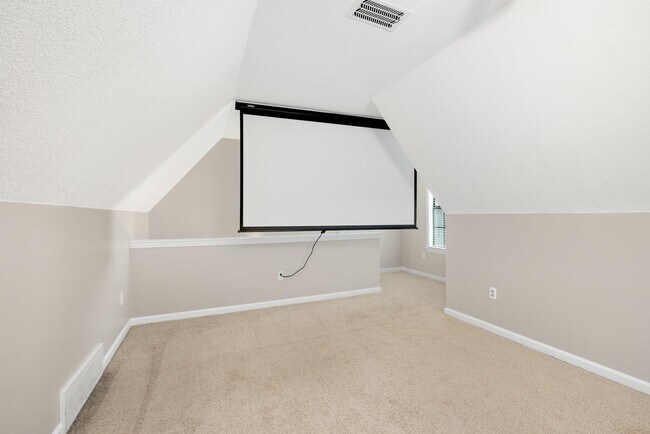 Building Photo - 4905 Springtree Dr