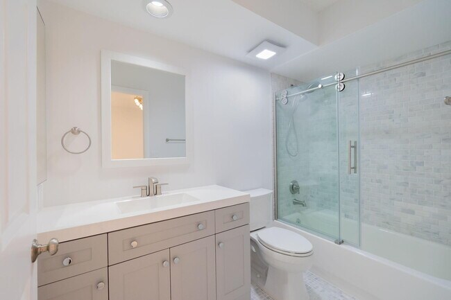 Building Photo - 12236 Sag Harbor Ct