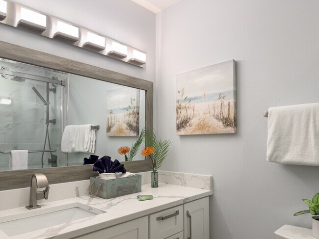 Building Photo - 4507 Luke Ave