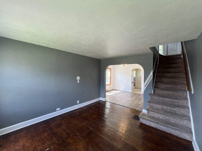 Building Photo - 3406 Victory Ave