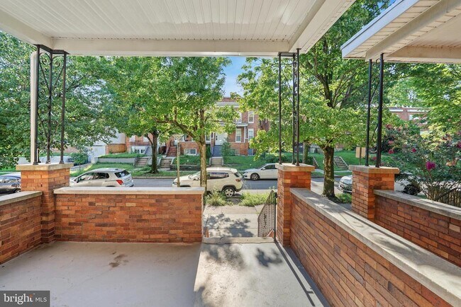 Building Photo - 2509 Linden Ave
