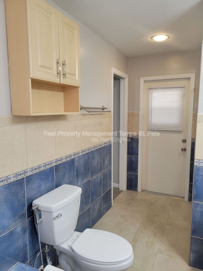 Building Photo - 1835 Nursery Rd