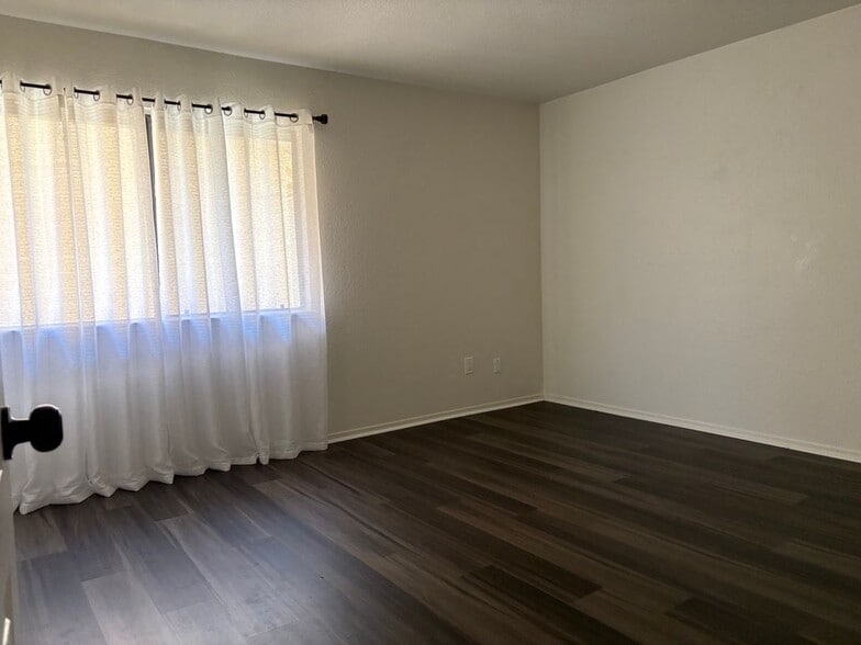 Building Photo - 13 Del Prado Cir