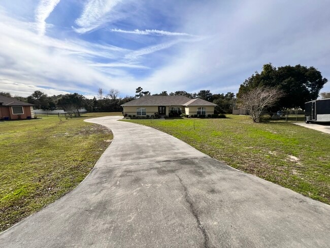 Building Photo - 10900 SW 45th Terrace