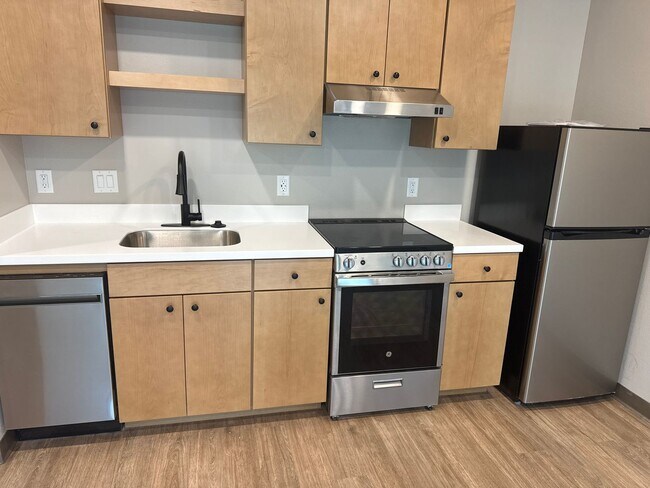 Building Photo - Beautiful, Brand New One Bedroom Near CSU!