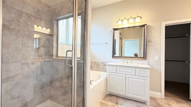 Building Photo - 2720 Inn Kitchen Wy