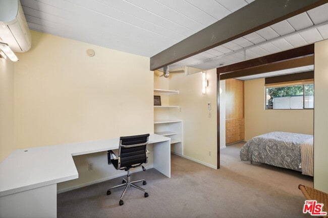 Building Photo - 1568 Stoddard Ave