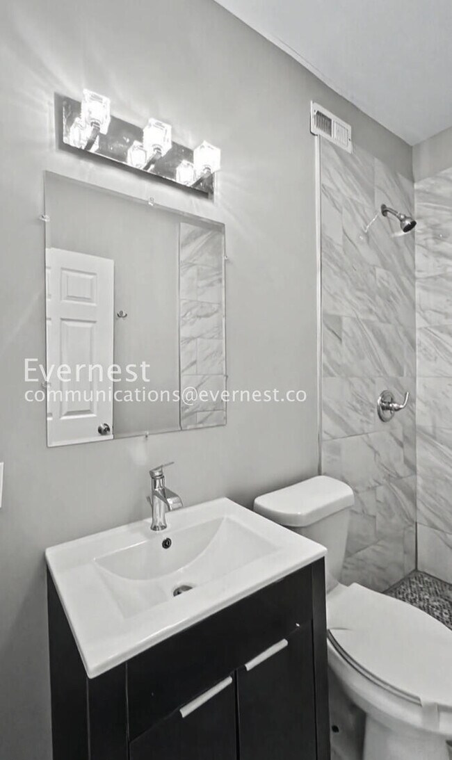 Building Photo - 4308 Highland Ave