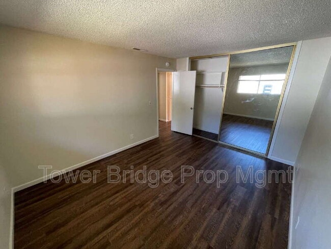 Building Photo - 6416 Miles Ln