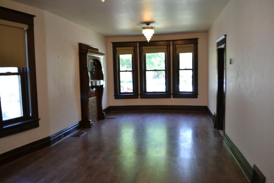 Living Room - 1164 S Windsor St