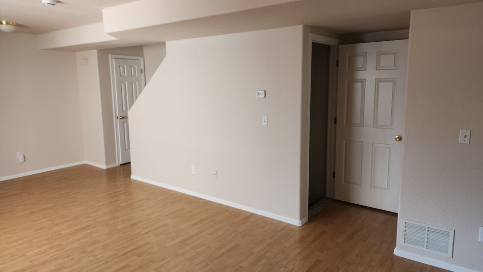 Living room - 7944 Antelope Valley Pt