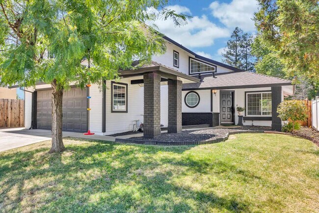 Building Photo - 8004 Caymus Dr