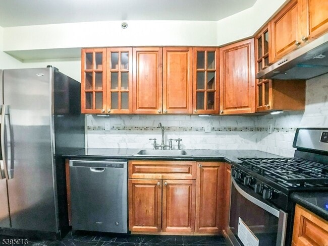 Building Photo - 404 N Lafayette Rd