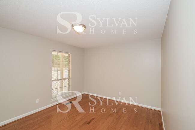 Building Photo - Everything you have been dreaming of is here. Lease today!