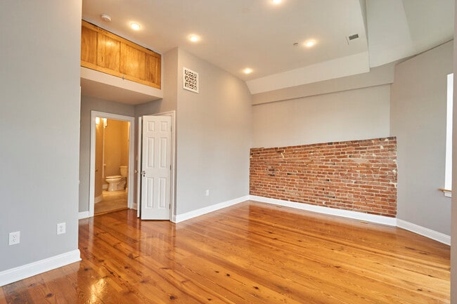 Building Photo - 3603 13th St NW