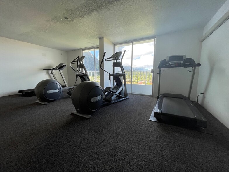 Building Photo - 46-283 Kahuhipa St