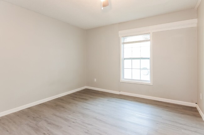 Building Photo - Charming 1-Bedroom in Columbus – Next to F...