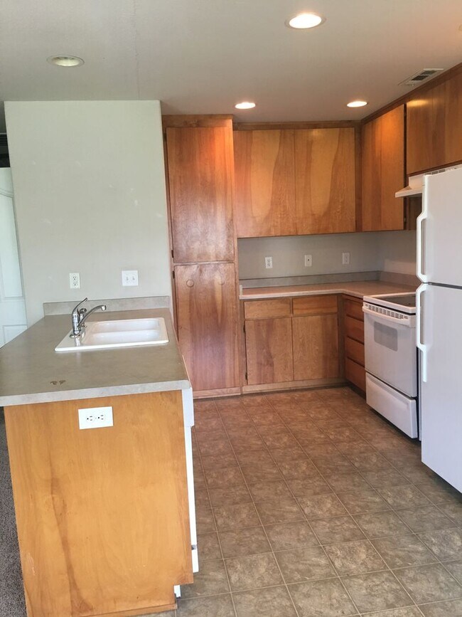 Building Photo - 3163 Juniper Ridge Dr