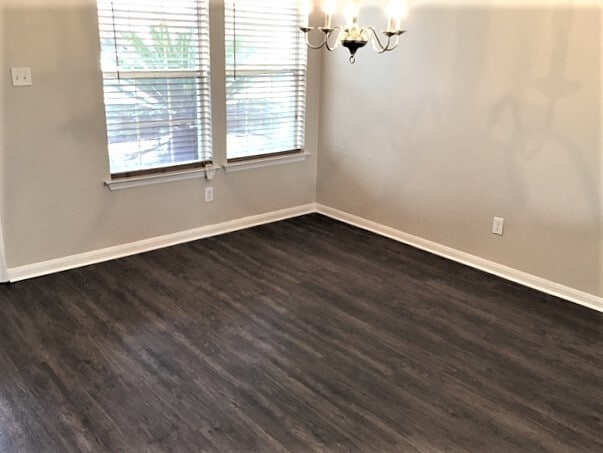 Building Photo - 1906 Glen Park Dr