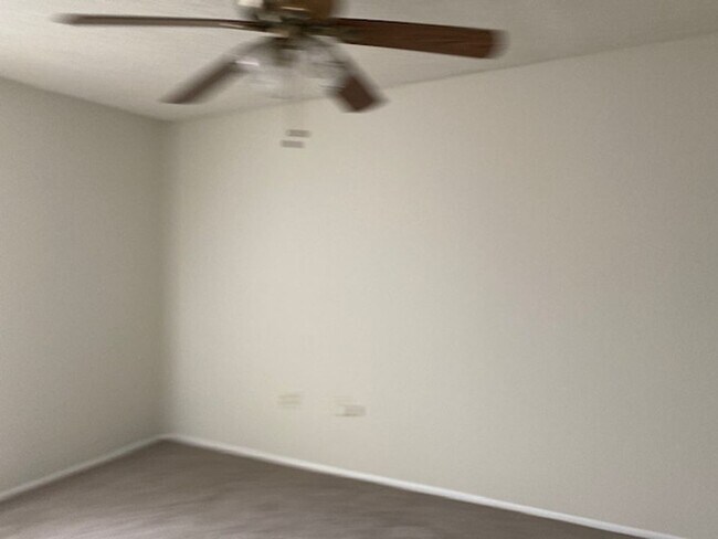 Building Photo - 310 Cherokee Ct
