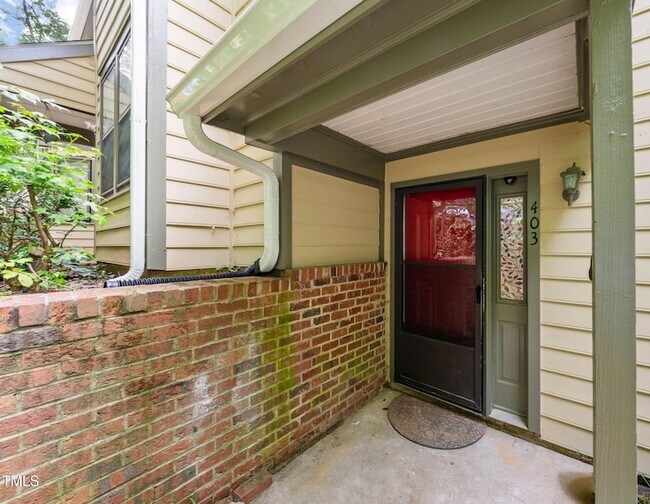 Building Photo - 403 Broad Leaf Cir