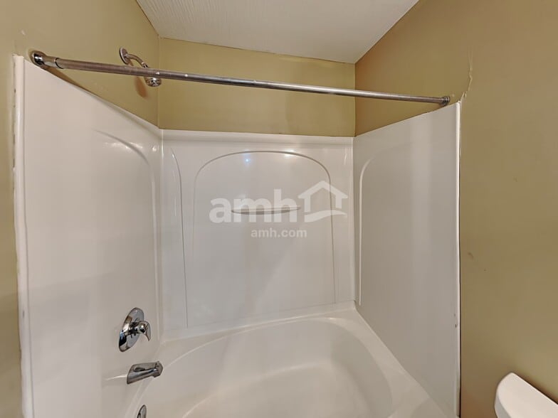 Building Photo - 8023 Crete Ln