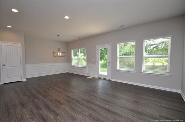 Building Photo - 225 Theys Ml Wy