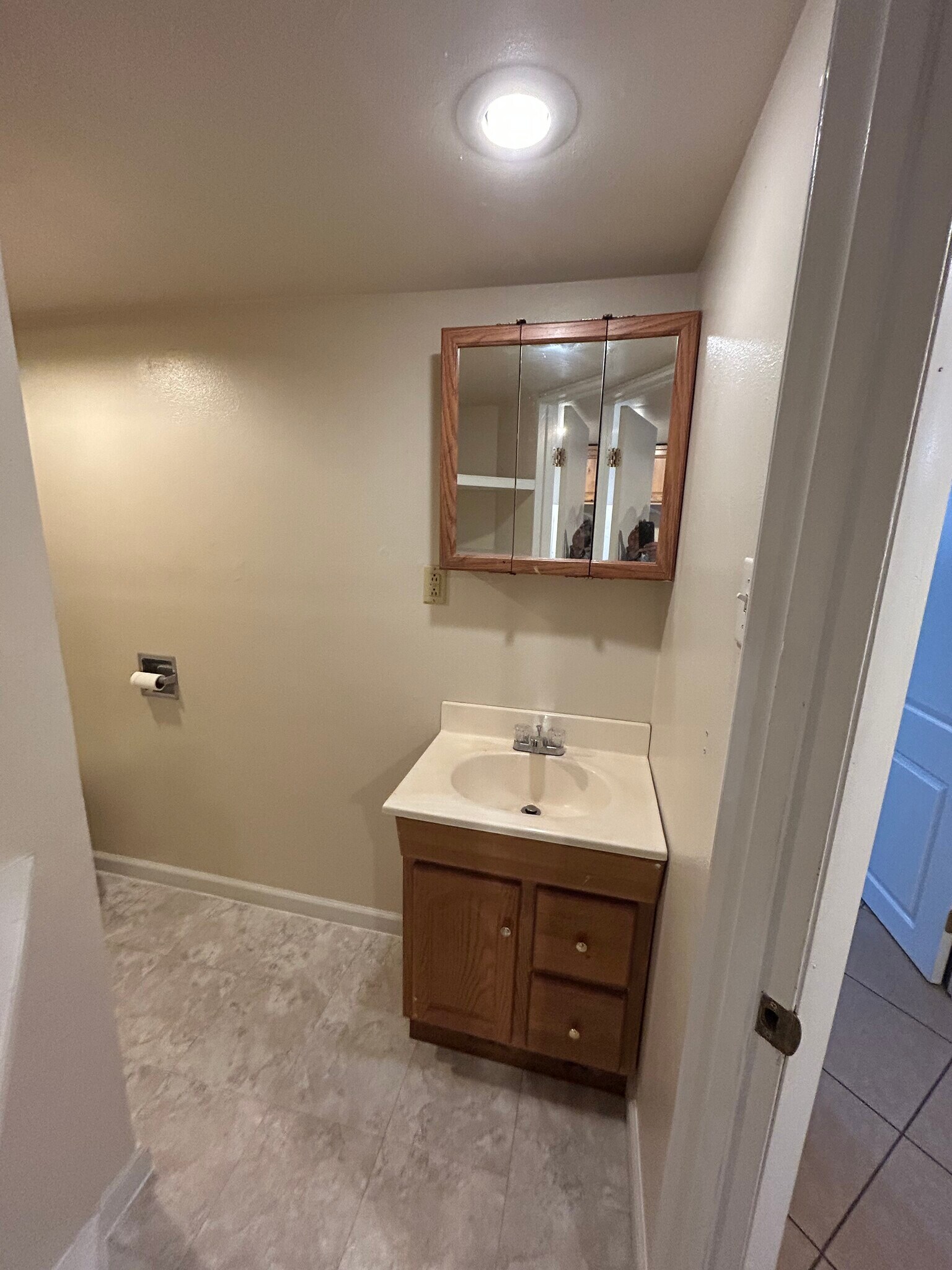 Building Photo - 222 E Evans Ave