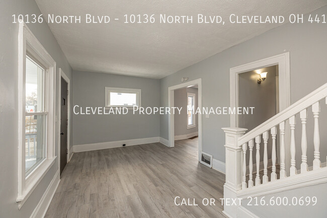 Building Photo - Newly Renovated Cleveland Duplex