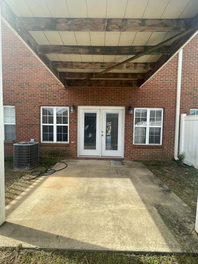 Building Photo - Eagle Landing Subdivision - Hardwood Flooring!  1/2 Off 1st Month Rent w/12 Month Lease.