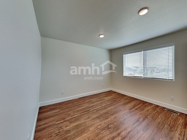 Building Photo - 2705 W 3290 S