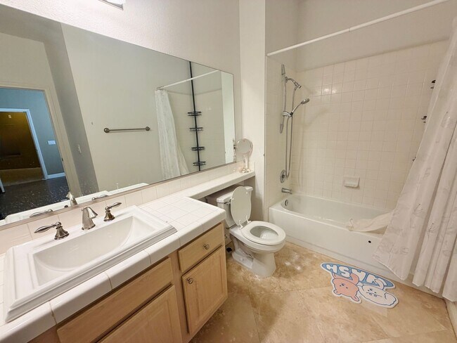 Building Photo - 5250 S Rainbow Blvd