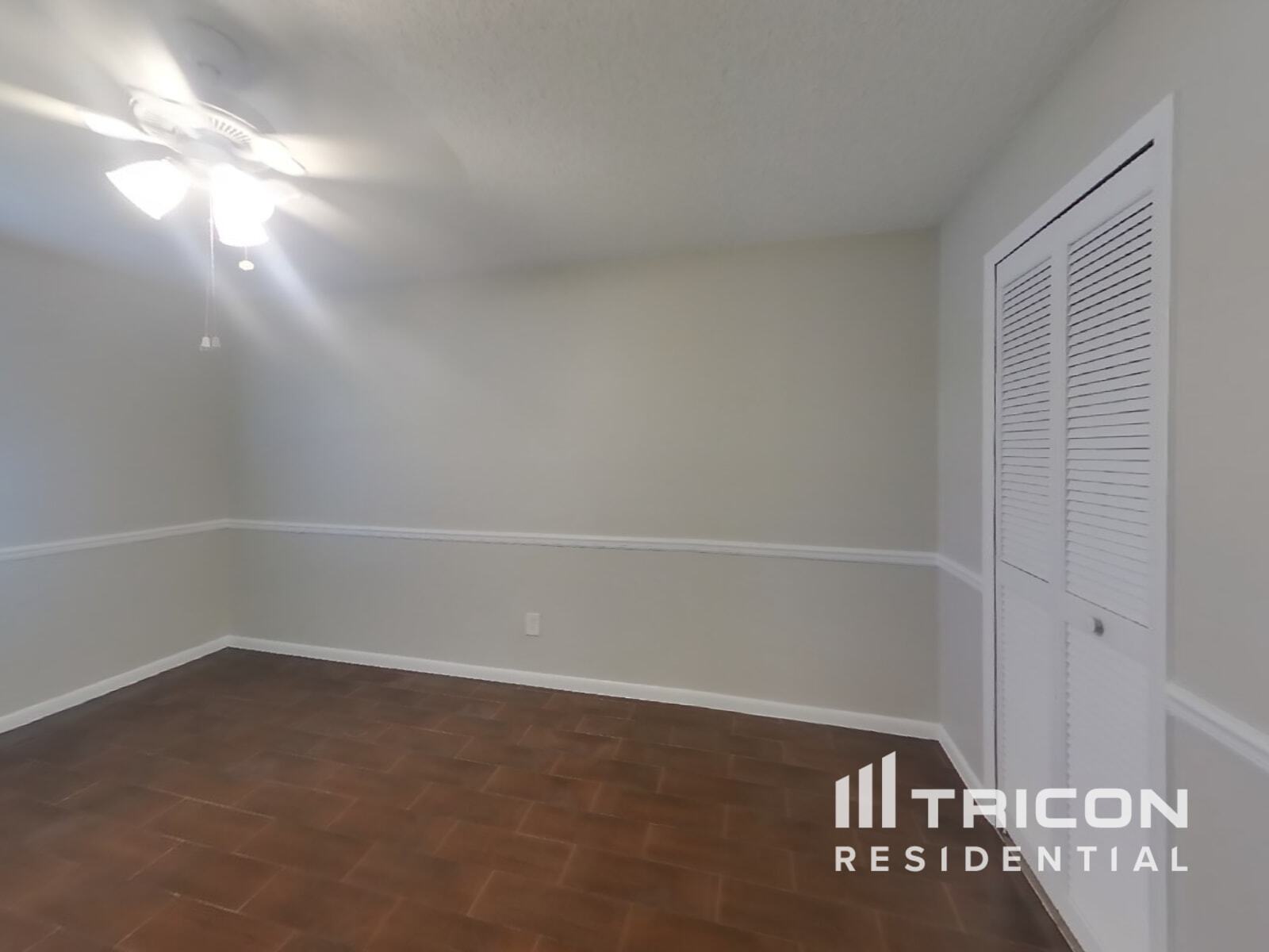 Building Photo - 38750 James Ct