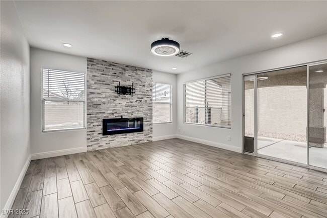 Building Photo - 1601 Vespertina Ct