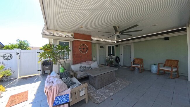 Building Photo - Open for Showings | Move-In Available July 15th