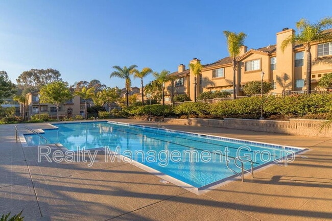 Building Photo - 12507 El Camino Real