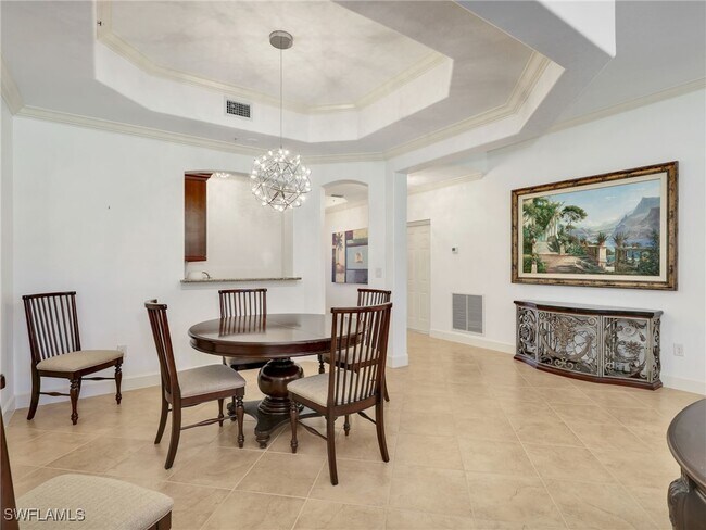 Building Photo - 8060 Players Cove Dr