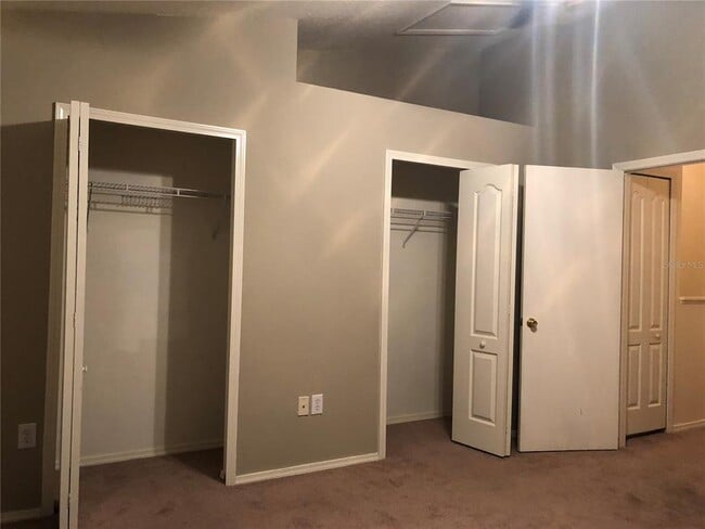 Building Photo - 2302 Lake Woodberry Cir