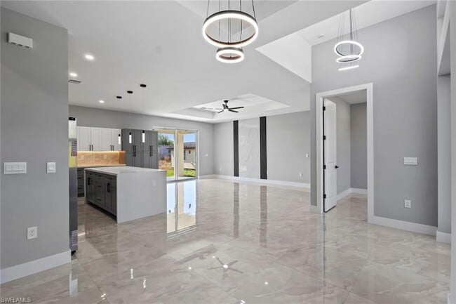 Building Photo - 3307 6th St SW