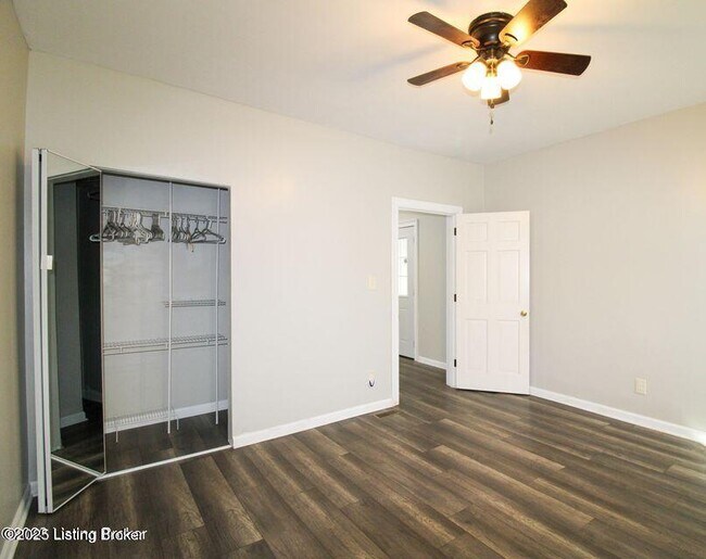 Building Photo - 4608 Cliff Ave