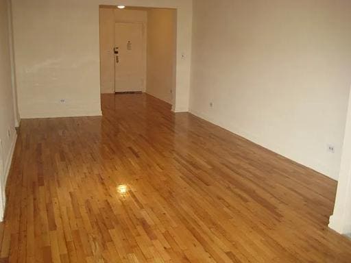 Building Photo - 35-20 Leverich St